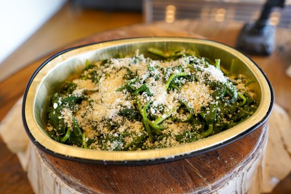 Spinach with Garlic and Parmesan Cheese Hot on Sale